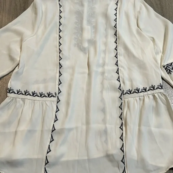 Chico's Ivory Blouse with Black Embroidery - Picture 13 of 14